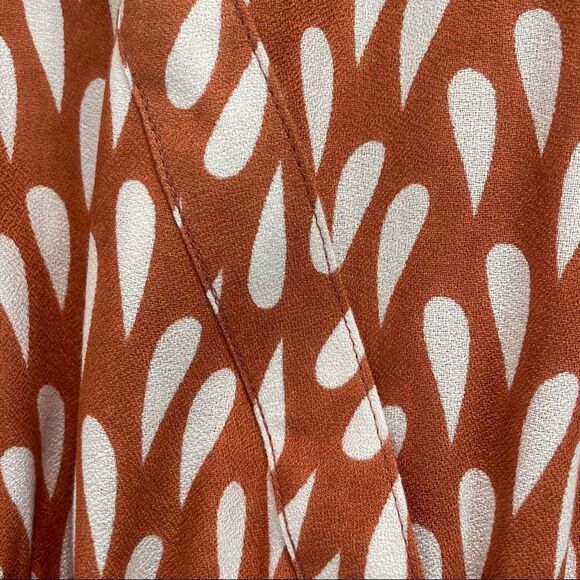 Holiday Terra Cotta/White Print Drawstring Dress! - Picture 5 of 8
